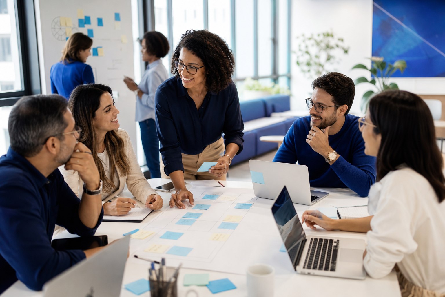 Equipe aprendendo e redesenhando processos em uma dinâmica colaborativa
